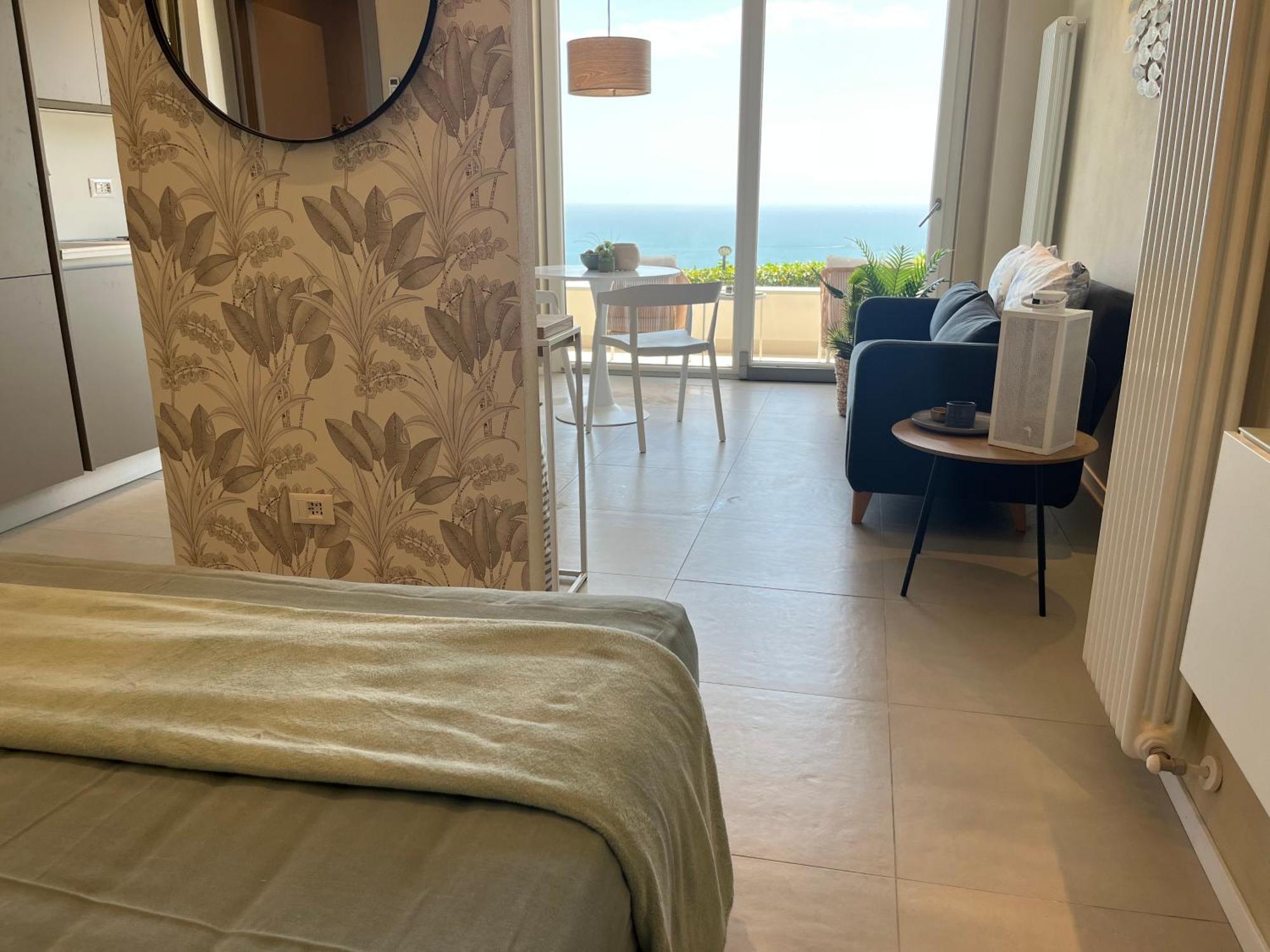 레리치 Il Mare Blu 아파트 외부 사진